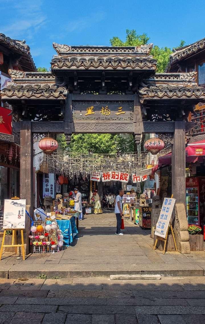 张本兄妹强势晋级四强,赢麻了,伊藤美诚心灰意冷,或给美和机会
